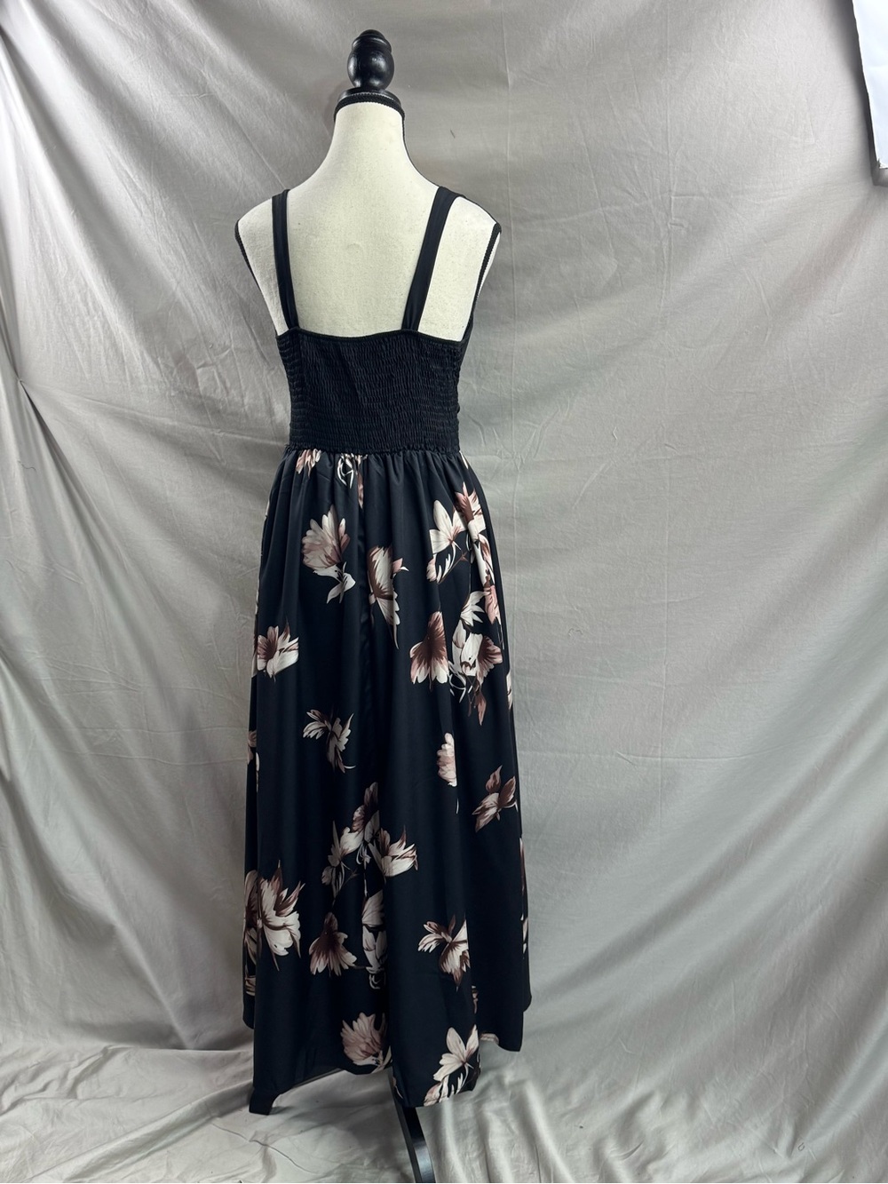 Tropical Floral V-Neck Smocked Back Maxi Dress - Picture 8 of 8